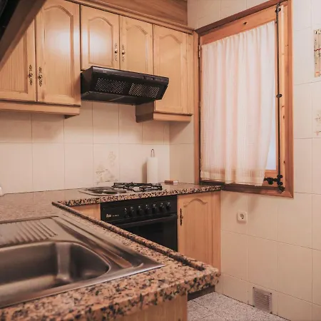 Apartaments Castellar De N'Hug