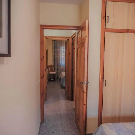 Apartaments Castellar De N'Hug