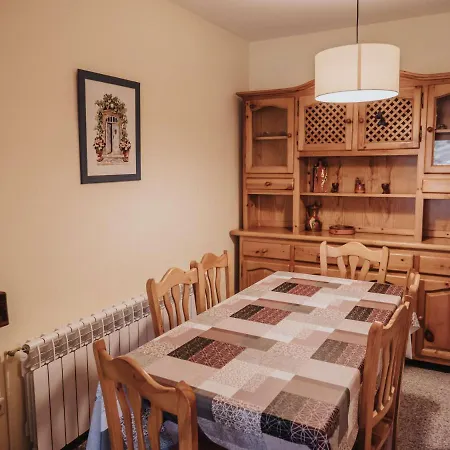 Apartaments Castellar De N'Hug * Castellar De N'Hug